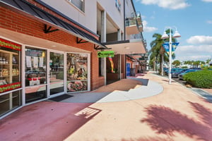 Central Ave 413-S2307-002.jpg