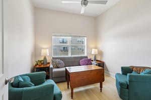 Central Ave 413-S2307-005.jpg