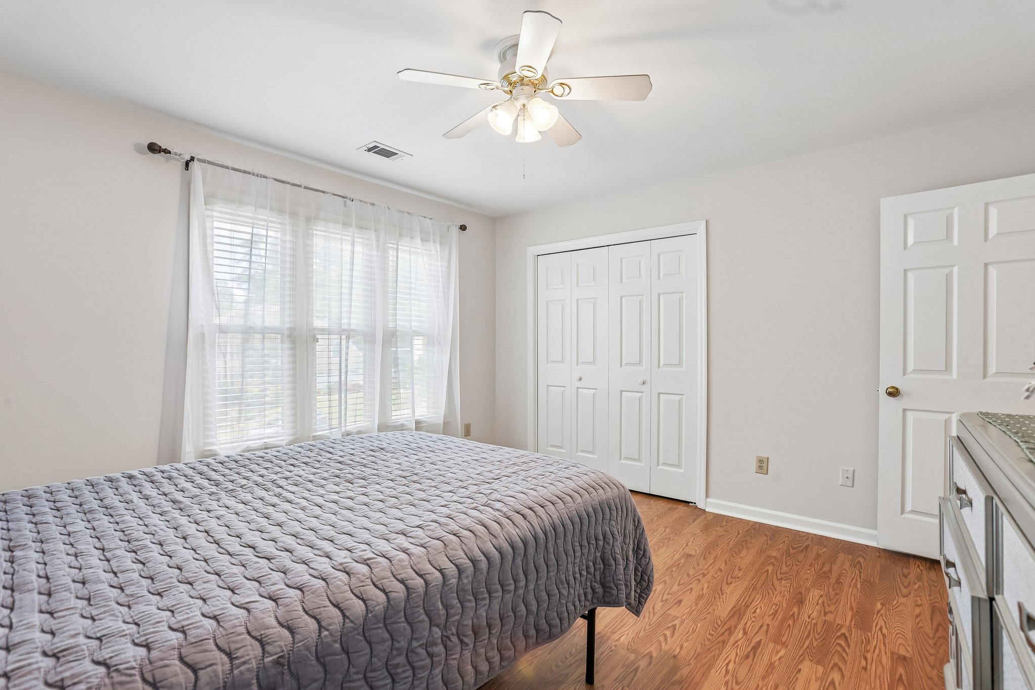 Fairwood Ln-S2907-045.jpg