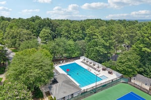 Fairwood Ln-2907-902.jpg