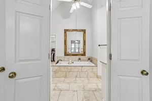 Fairwood Ln-S2907-031.jpg