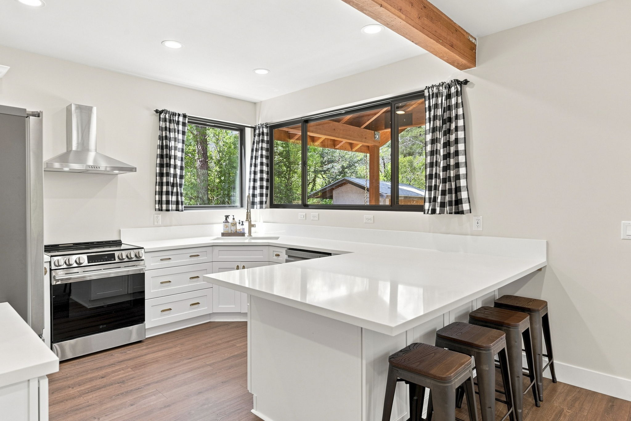 Kitchen 2