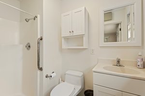 52 - Guest House - Bathroom.jpg