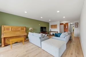 1010 N Harlem Ave 504 - North Clybourn Group_004