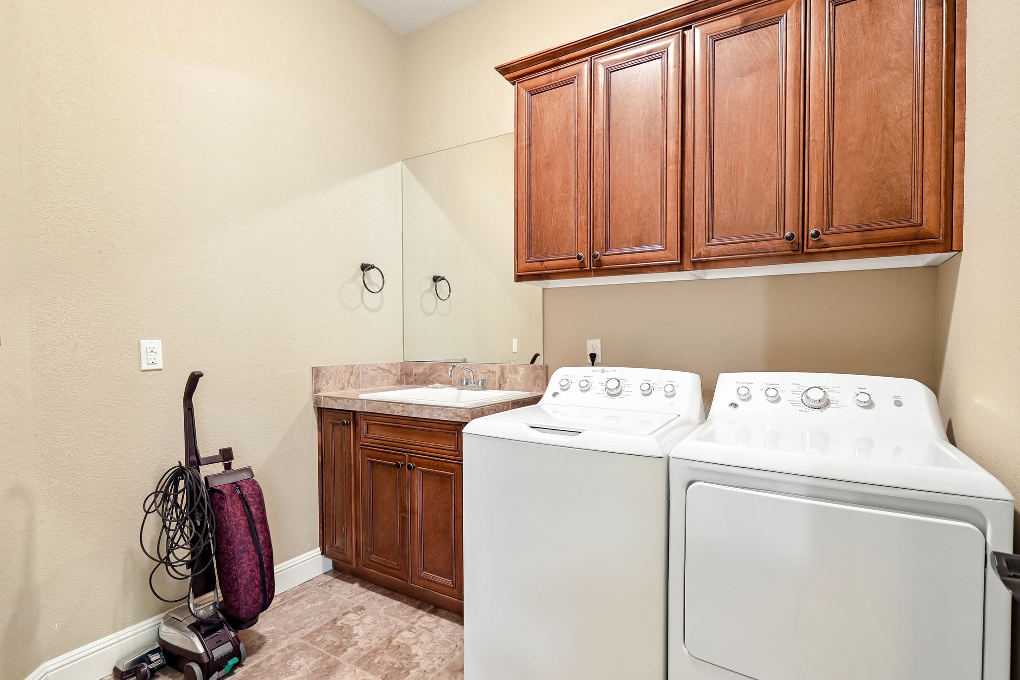 NW 44th Ave-S1908-022.jpg