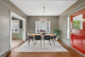 S Director St-S0507-011.jpg