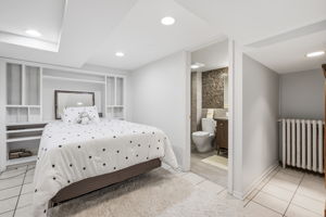1010 Sheridan_036