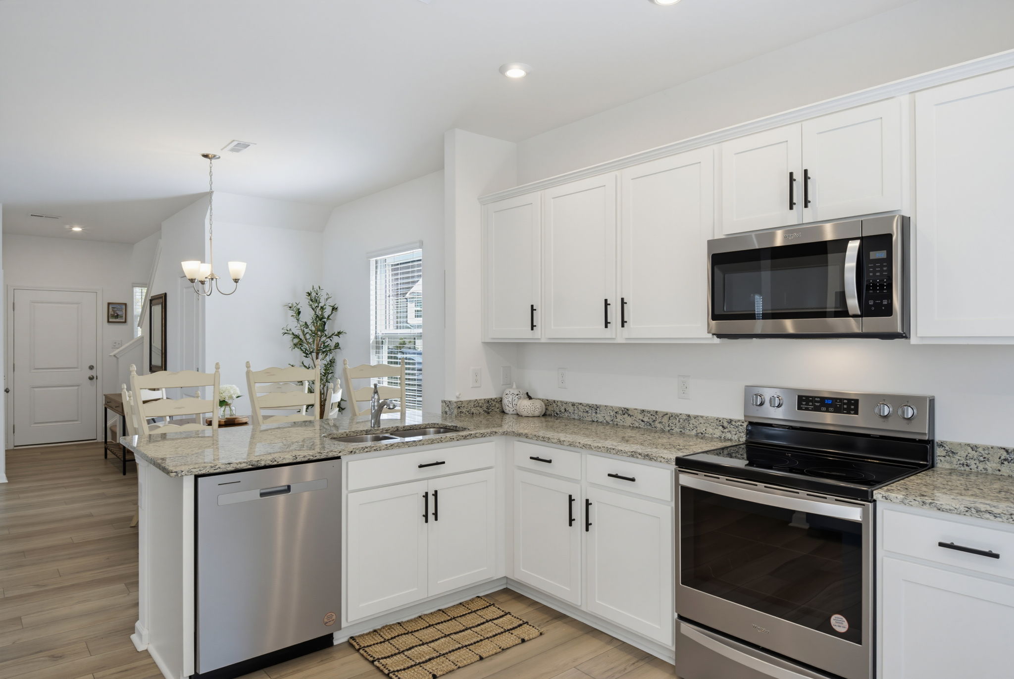 10100 Travcis Floyd Ln-14