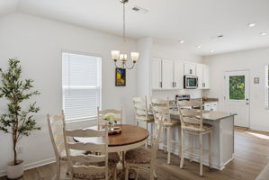10100 Travcis Floyd Ln-9