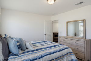10100 Travcis Floyd Ln-26