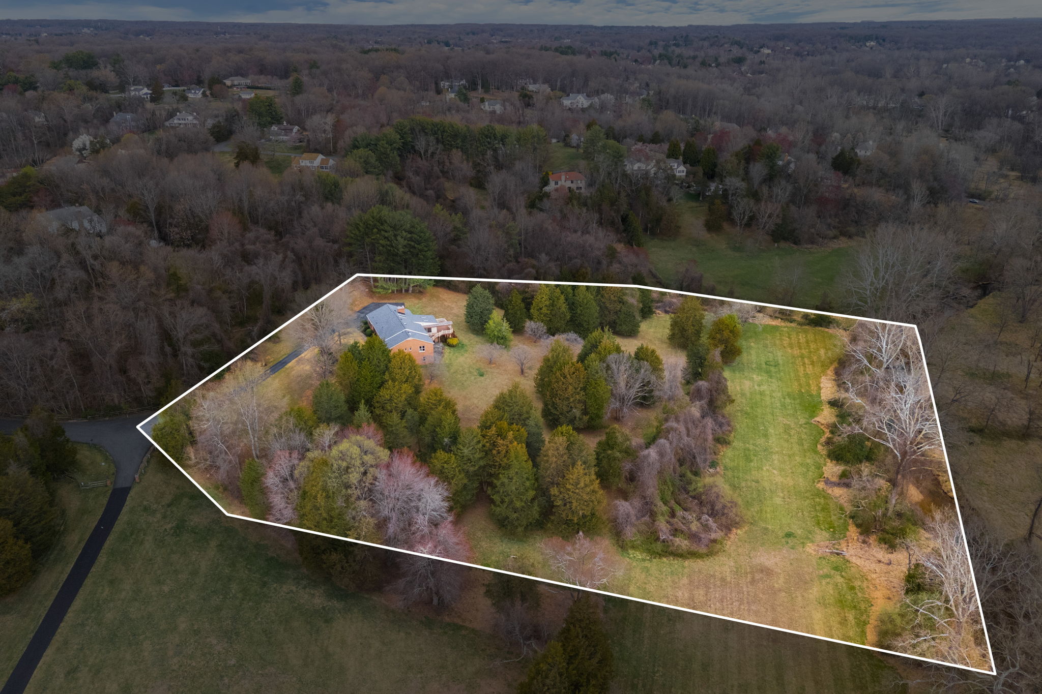 10100 Winding Brook Ln, Vienna, VA 22182 | Aerial State Media