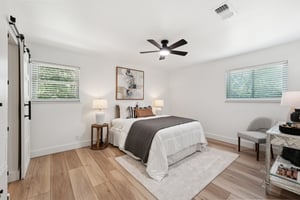 Dobbin Dr-S1207-037.jpg