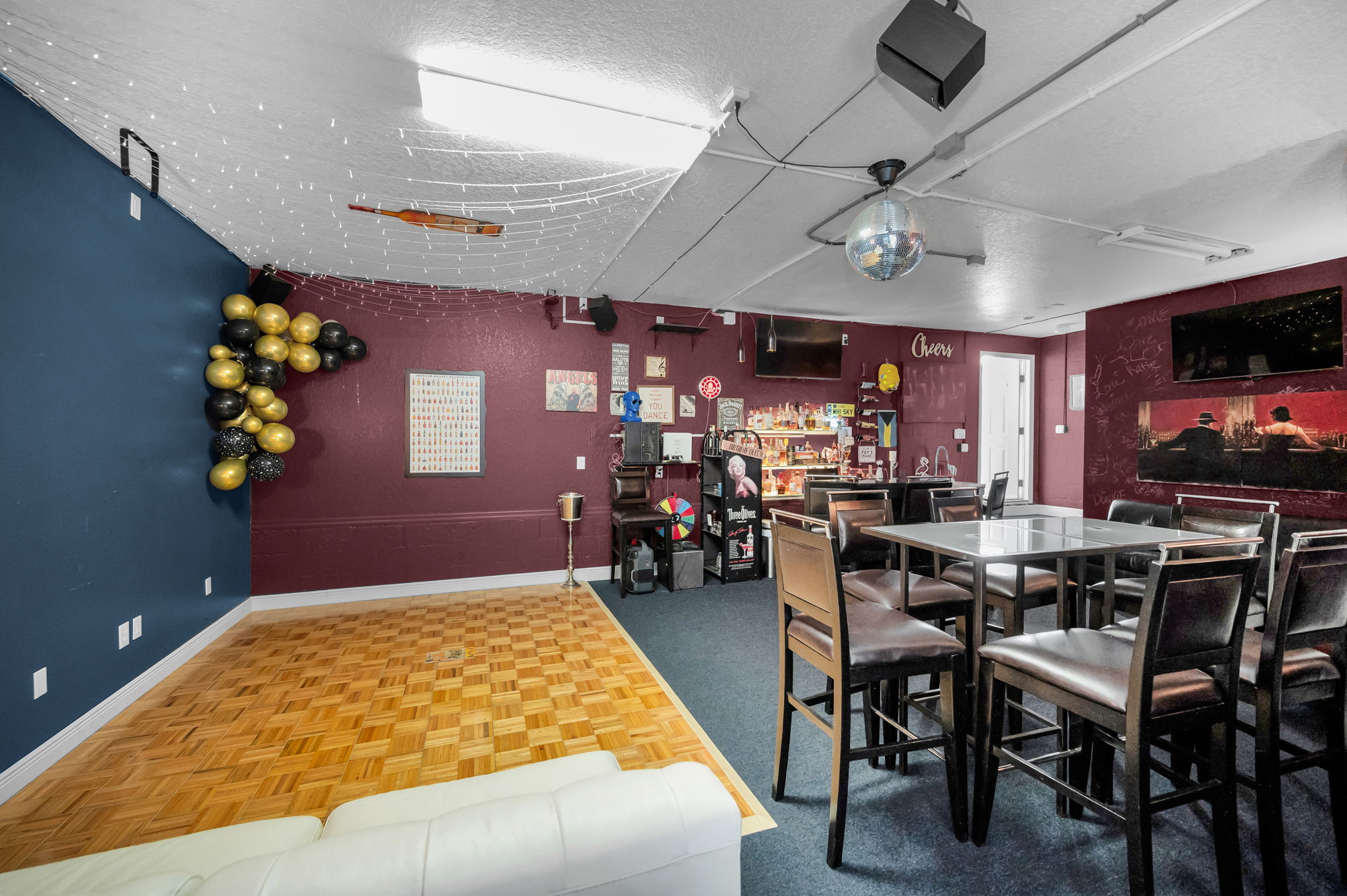 Media and Entertainment Room3