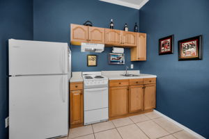 Upper Level Bonus Room1b