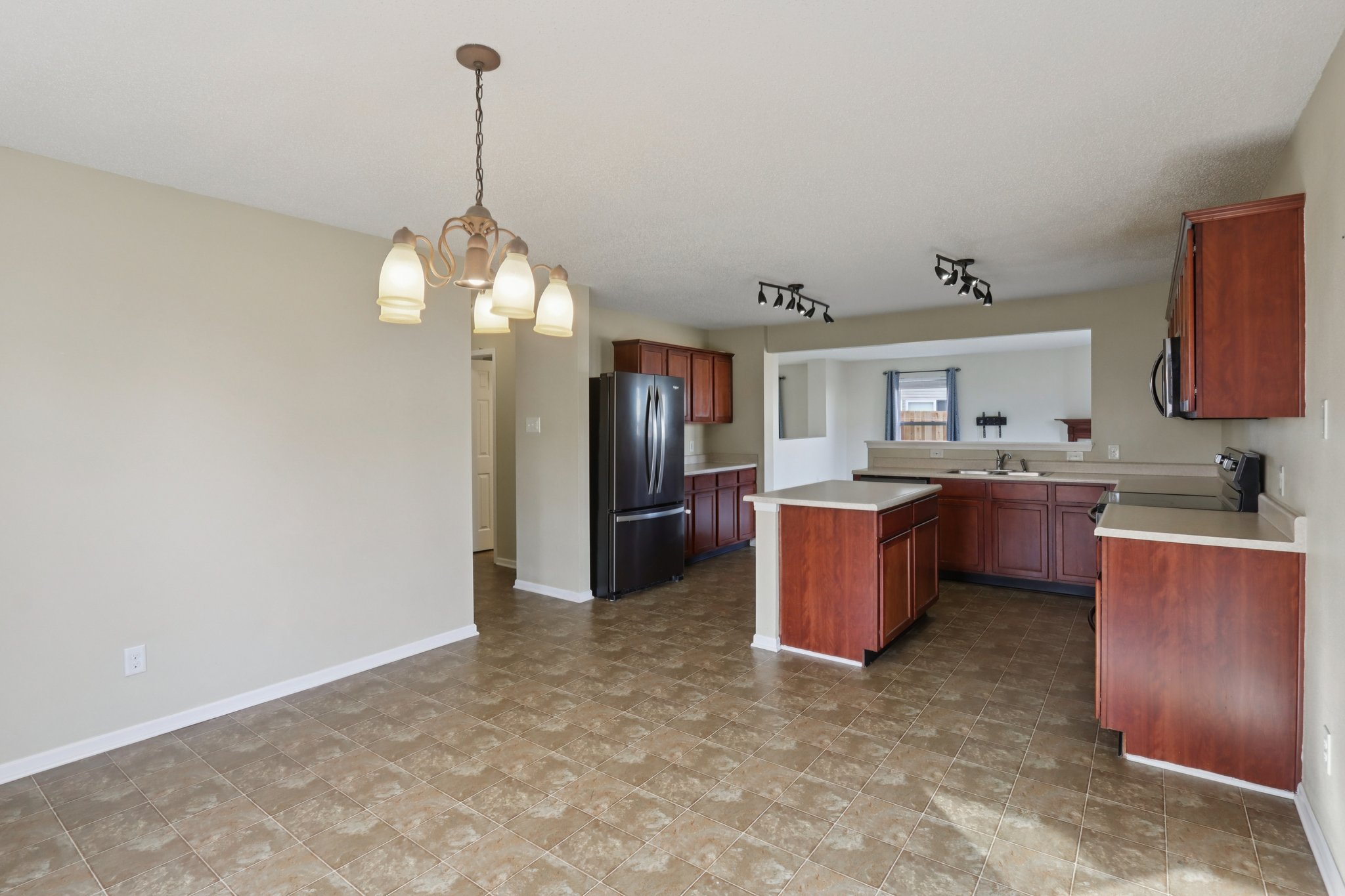 North Trl-S1411-022.jpg