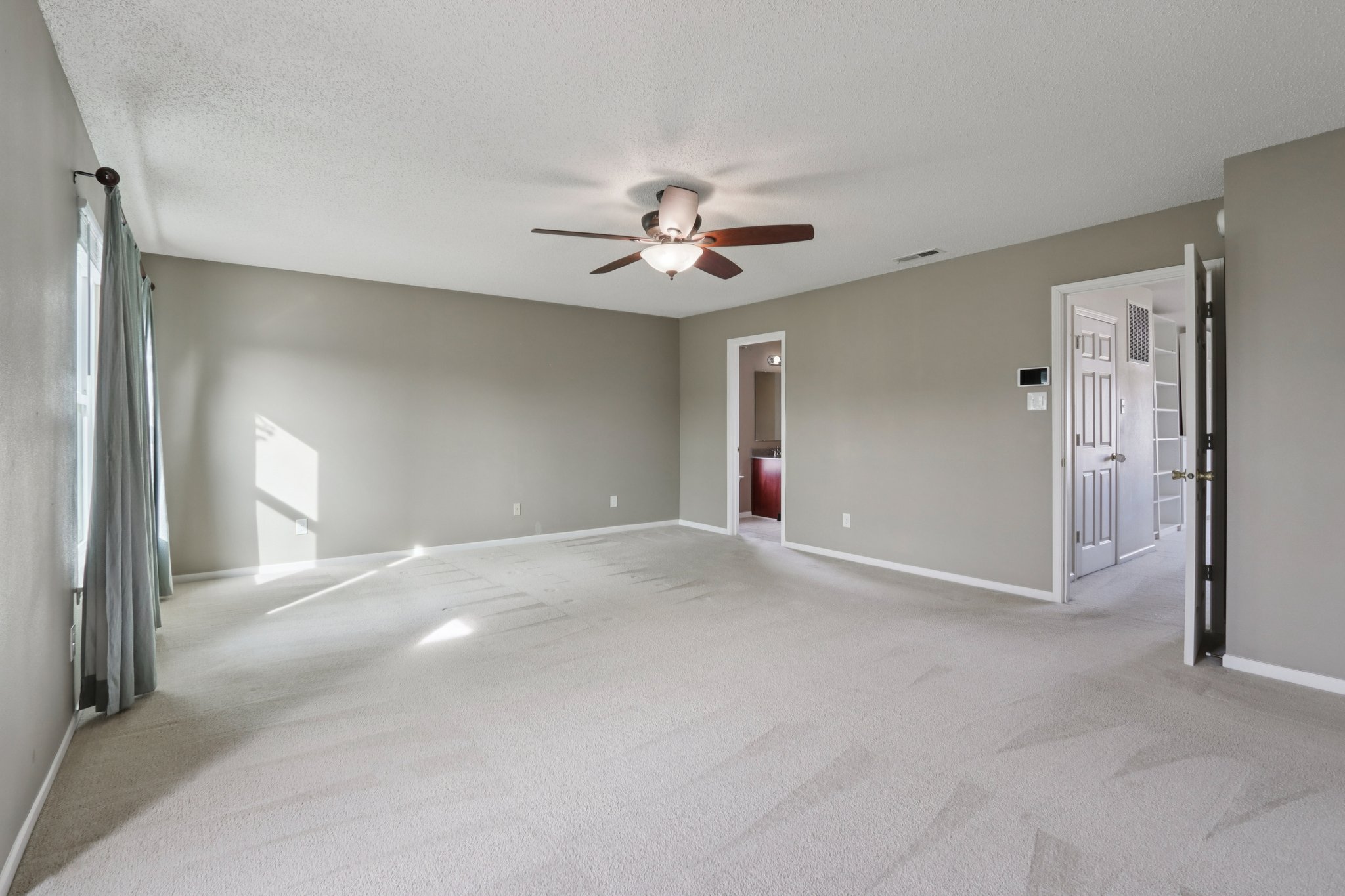 North Trl-S1411-038.jpg