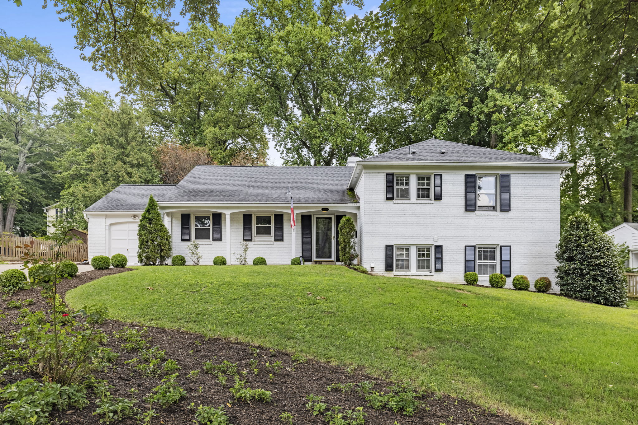 10105 E Bexhill Dr, Kensington, MD 20895 HD BROS