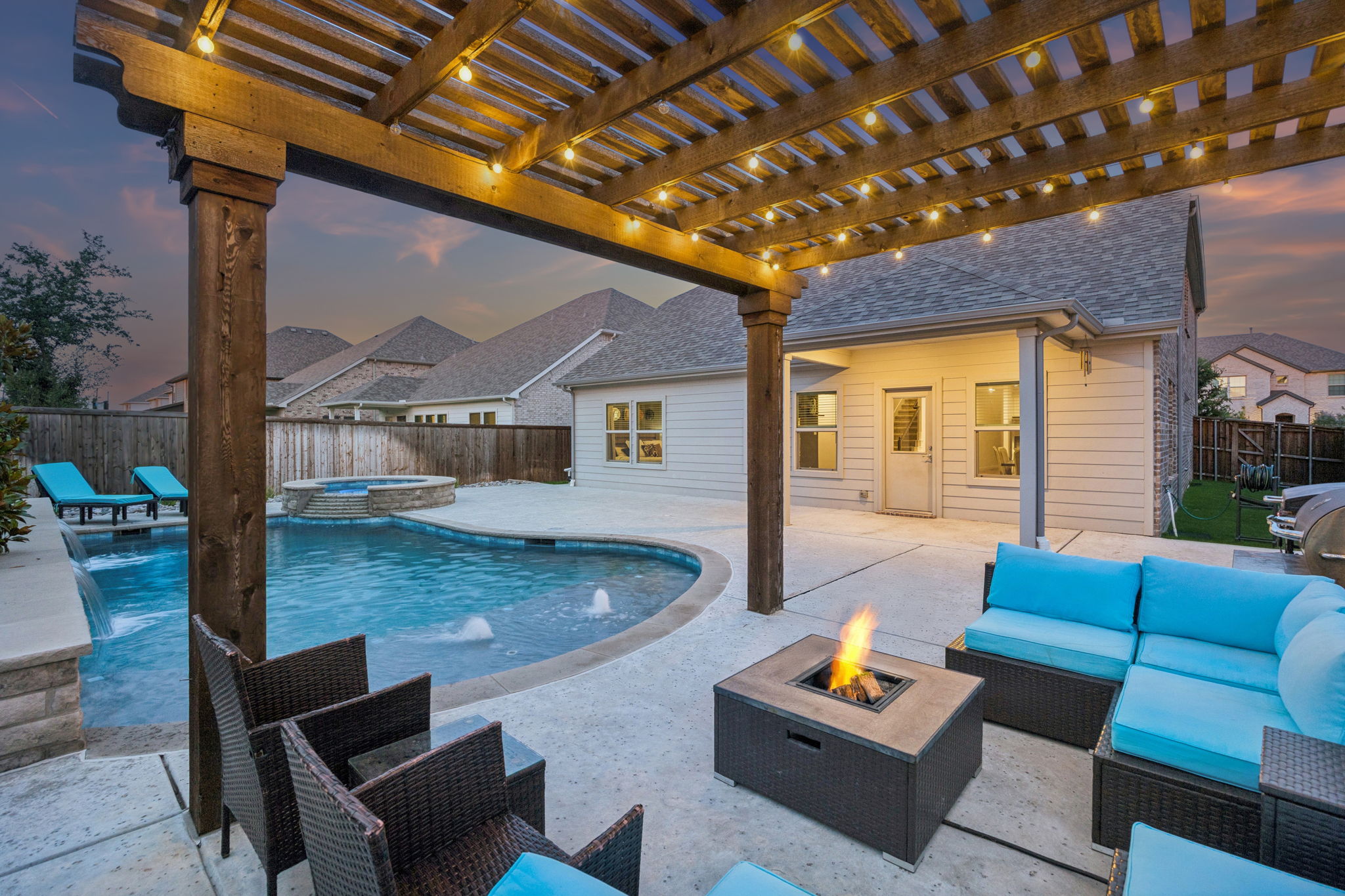 10105Lakemont_004