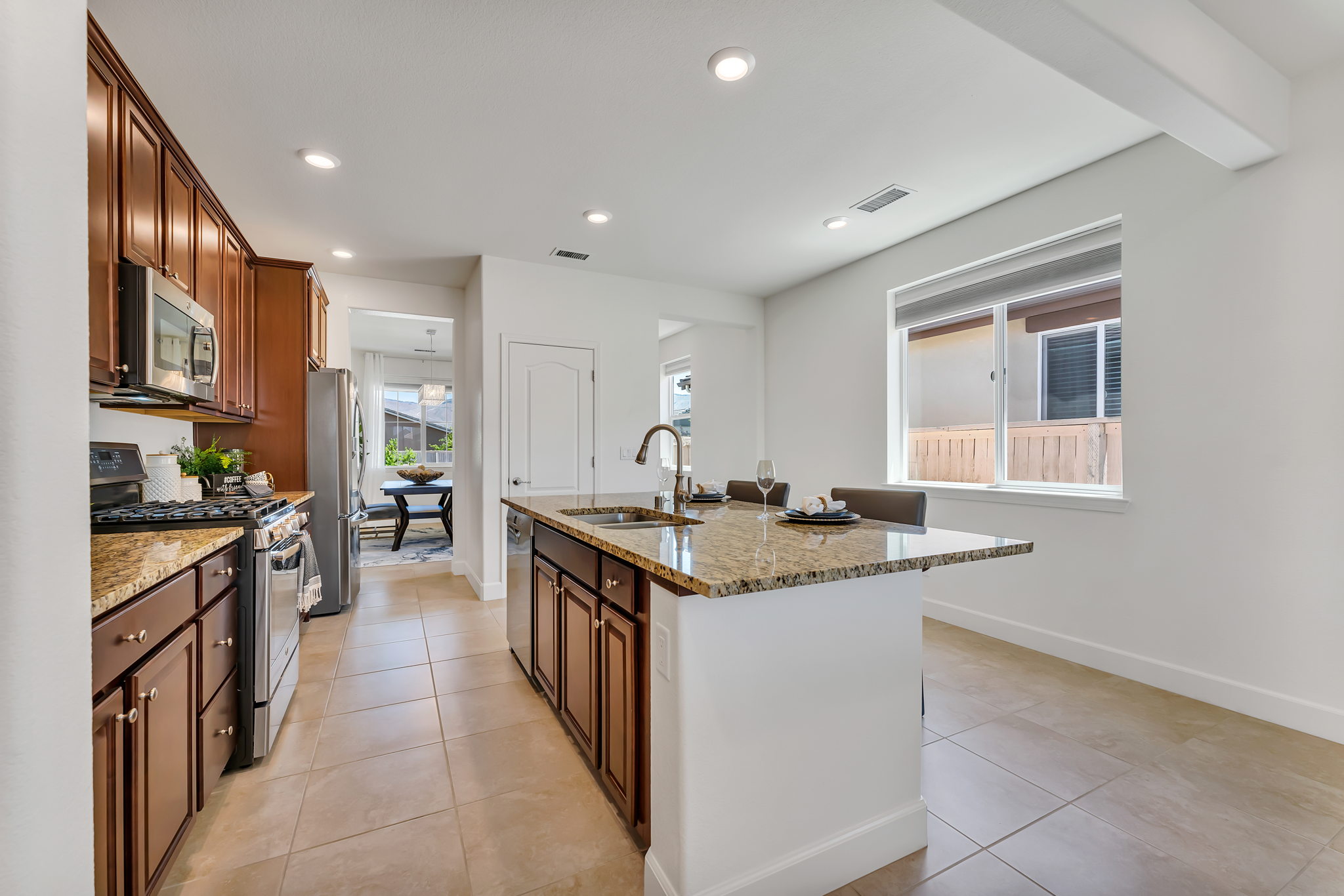 10105 Quintana Dr, Reno, NV 89521, USA Photo 12
