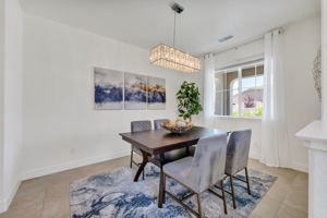 10105 Quintana Dr, Reno, NV 89521, USA Photo 4
