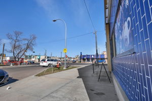  Photo 33