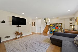 10109 Devere Ct, Silver Spring, MD 20903, USA Photo 44