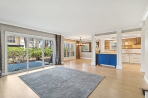 Leisure Ln S 5-007.jpg