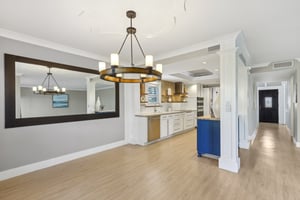 Leisure Ln S 5-012.jpg