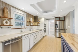 Leisure Ln S 5-013.jpg
