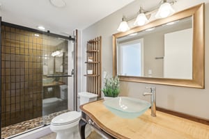 Leisure Ln S 5-017.jpg