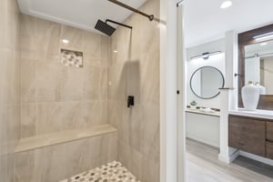 Leisure Ln S 5-024.jpg