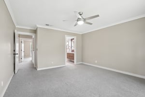 Leisure Ln S 5-026.jpg