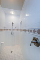 Upper Level Master Bathroom1c