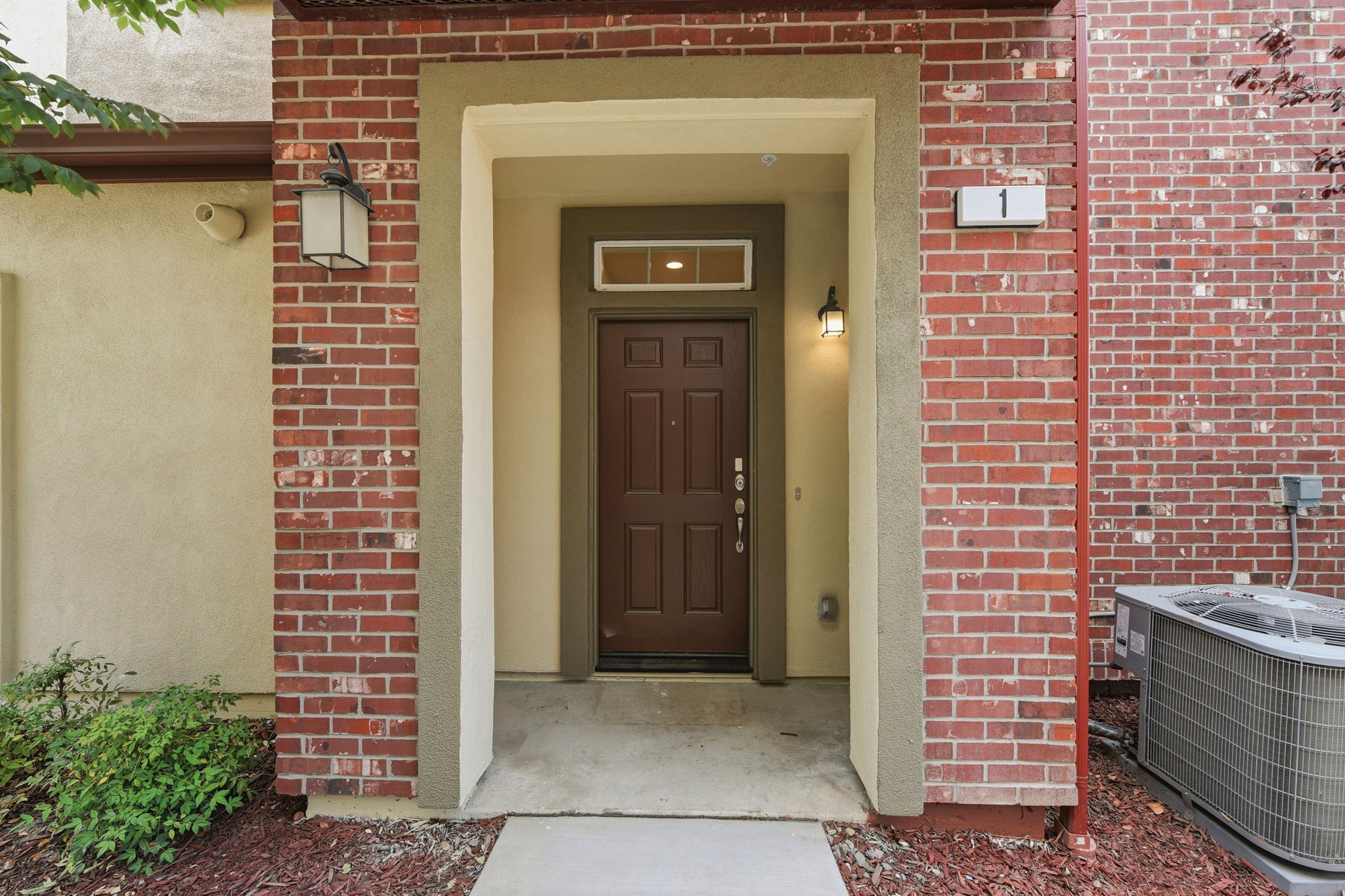 005_F8_1011 Bellante Ln 1
