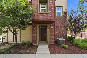 004_F8_1011 Bellante Ln 1