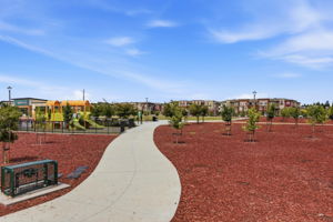043_F8_1011 Bellante Ln 1