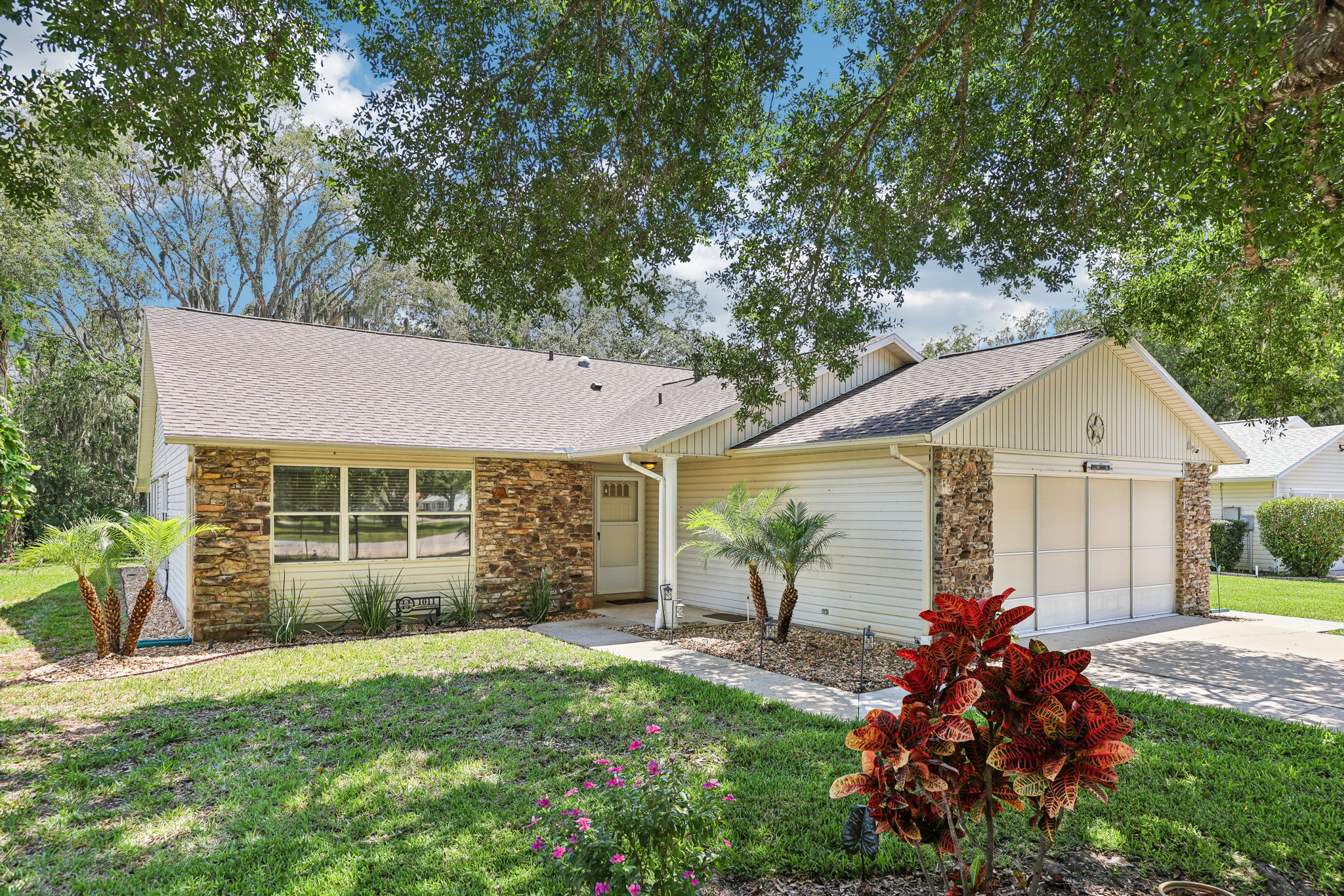Dundee Cir-2805-003.jpg
