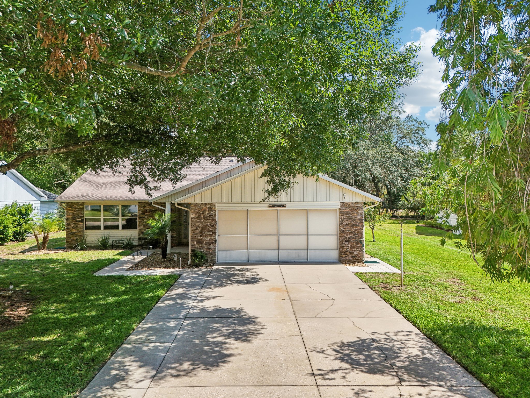 Dundee Cir-2805-051.jpg