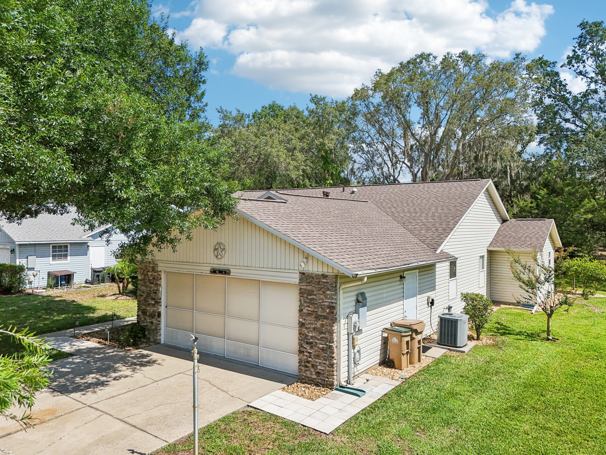 Dundee Cir-2805-052.jpg