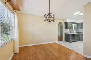 Dundee Cir-2805-012.jpg