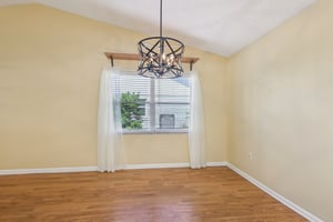 Dundee Cir-2805-015.jpg