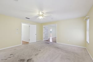 Dundee Cir-2805-029.jpg