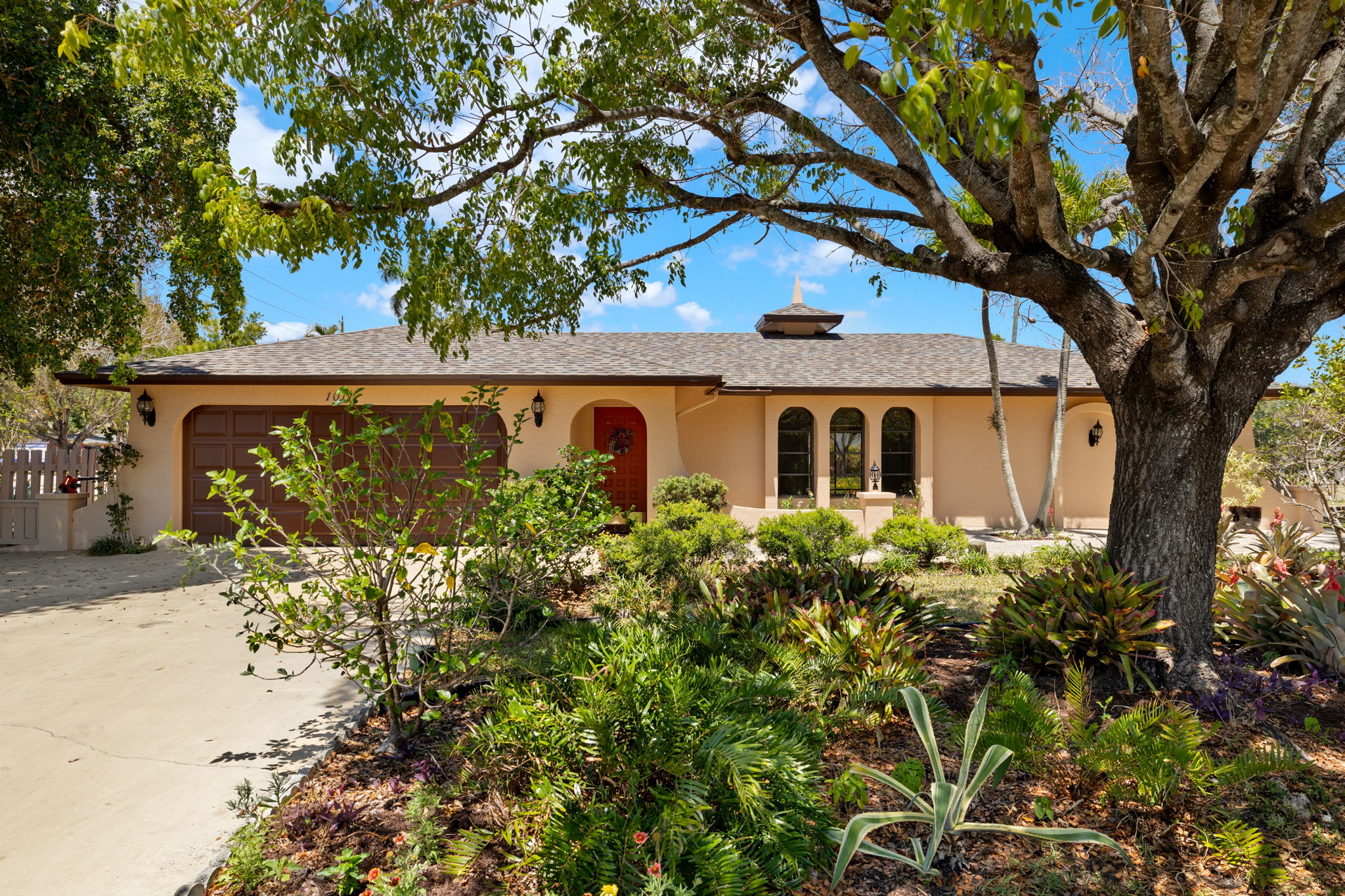 Front Exterior 1 of 2