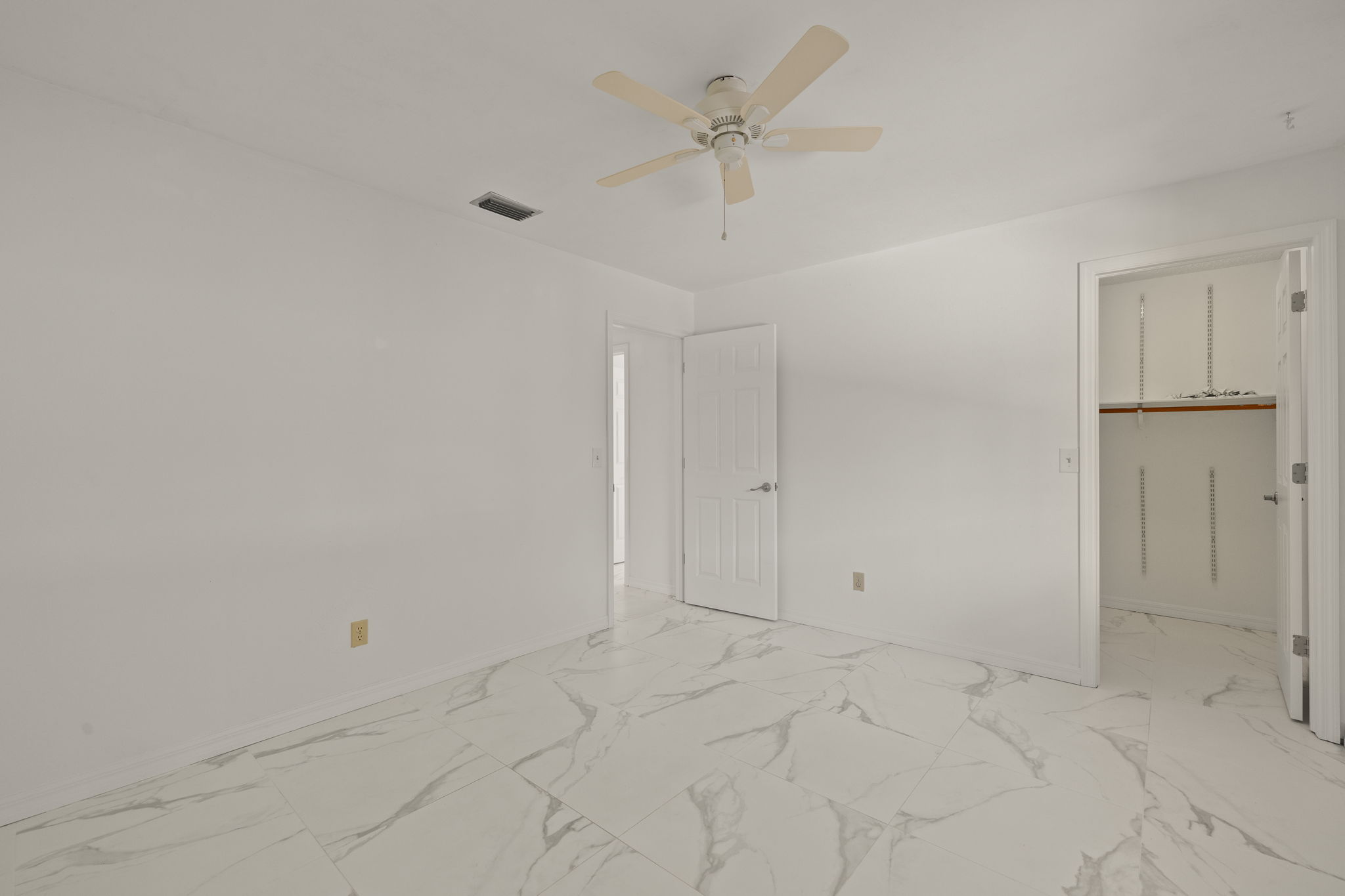 Guest Bedroom 2 - 2 of 2