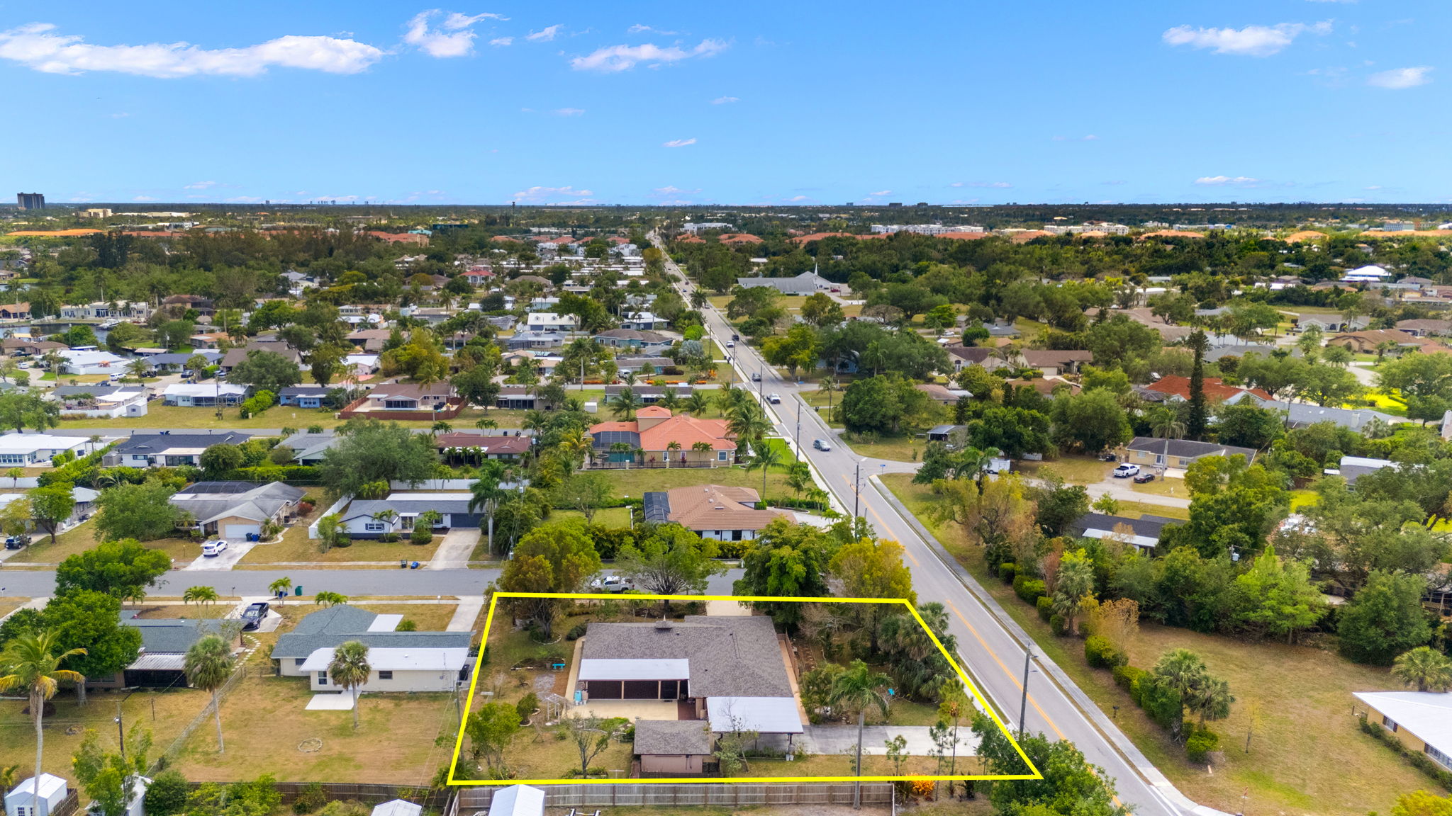 Aerial Side Exterior -Lot Lines