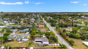 Aerial Side Exterior -Lot Lines