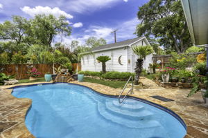  Photo 41