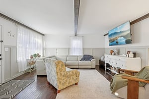 Mace St-S2301-007.jpg