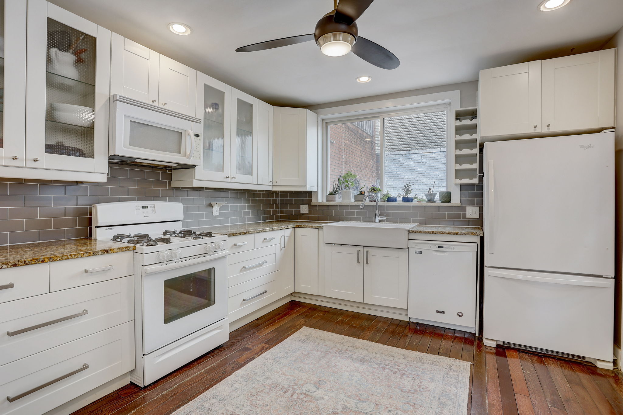 Mifflin St-013