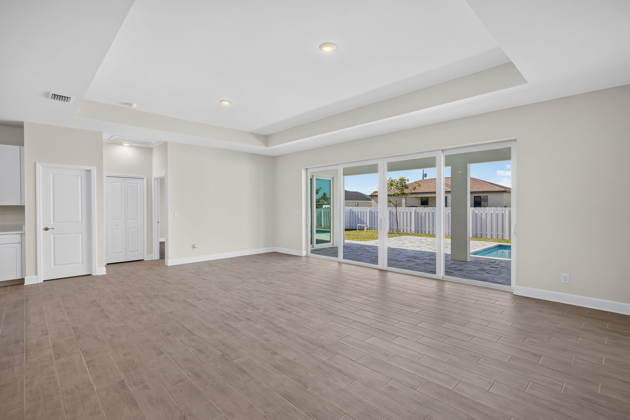 Living Room 2 of 4